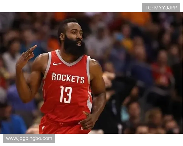 理查德森突破制造多次空位三分 拉开火箭外线火力差距