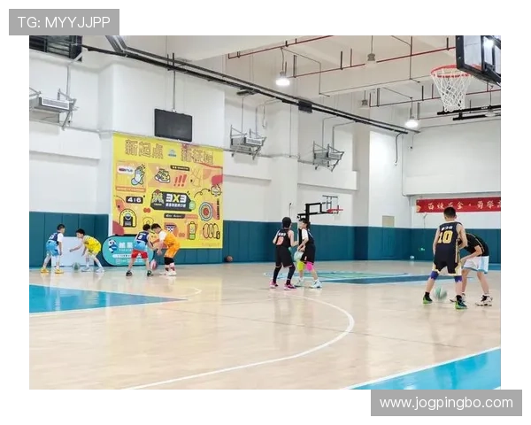 手部接触判定：篮球规则中如何区分合法防守与犯规？